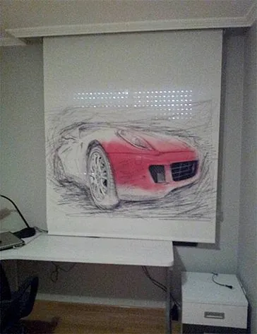 Cortinajes Bienvenida dibujo de un coche en un panel